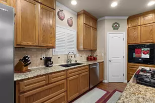5545 S 11th Ave, Port Arthur, TX 77655 - Photo 11