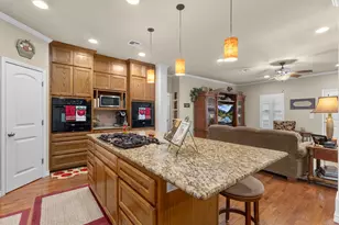 5545 S 11th Ave, Port Arthur, TX 77655 - Photo 9