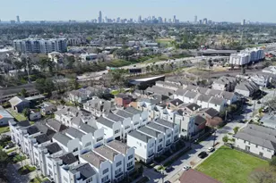 5715 Larkin St, Houston, TX 77007 - Photo 33