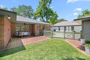 603 Alcorn St, Sugar Land, TX 77478 - Photo 29
