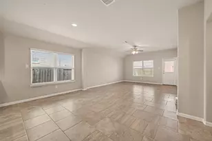 12623 City Village Ln, Houston, TX 77047 - Photo 11