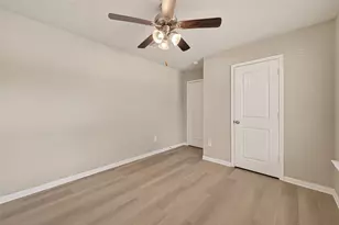 12623 City Village Ln, Houston, TX 77047 - Photo 29