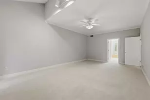 201 Vanderpool Ln, Houston, TX 77024 - Photo 15