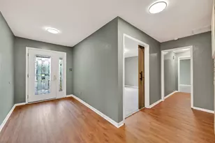 1002 Parkstead Dr, Seabrook, TX 77586 - Photo 5