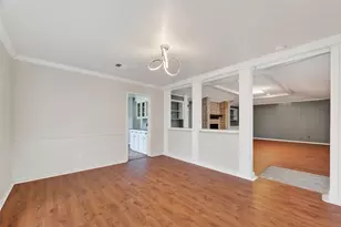 1002 Parkstead Dr, Seabrook, TX 77586 - Photo 11