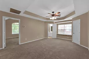 31 S Downy Willow Cir, The Woodlands, TX 77382 - Photo 17