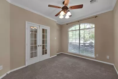 31 S Downy Willow Circle, The Woodlands, TX 77382 - Photo 5