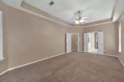 31 S Downy Willow Circle, The Woodlands, TX 77382 - Photo 13