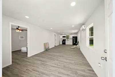 3214 Brea Crest Street #B, Houston, TX 77093 - Photo 3