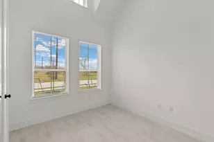 11914 Salty Bnd Dr, Mont Belvieu, TX 77523 - Photo 5