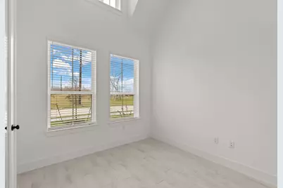 11914 Salty Bend Drive, Mont Belvieu, TX 77523 - Photo 5
