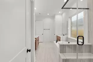 11914 Salty Bnd Dr, Mont Belvieu, TX 77523 - Photo 19