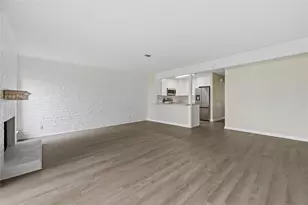 100 Edgewater Dr, Livingston, TX 77351 - Photo 7