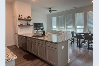 4743 Glen Isle Drive, Houston, TX 77009 - Photo 7