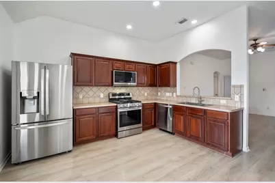 21810 Mansfield Bluff Lane, Spring, TX 77379 - Photo 9