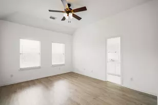 21810 Mansfield Bluff Ln, Spring, TX 77379 - Photo 17