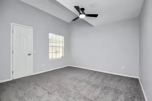 9809 Richmond Ave, Houston, TX 77042 - Photo 13