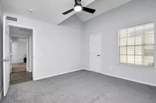 9809 Richmond Ave, Houston, TX 77042 - Photo 15