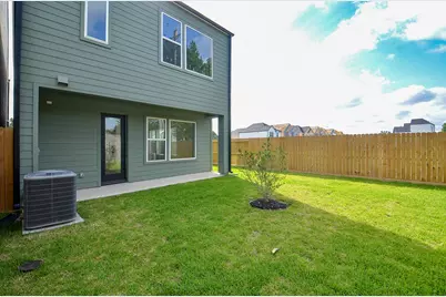 7703 Inwood Grove Lane, Houston, TX 77088 - Photo 21