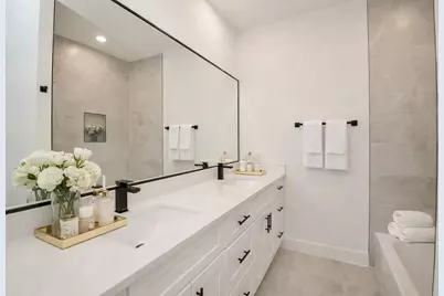 7703 Inwood Grove Lane, Houston, TX 77088 - Photo 35