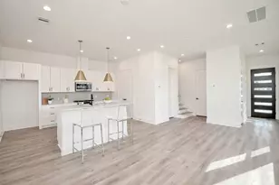 7703 Inwood Grv Ln, Houston, TX 77088 - Photo 13
