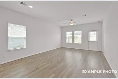 8907 Robin Song Trail, Houston, TX 77028 - Photo 13