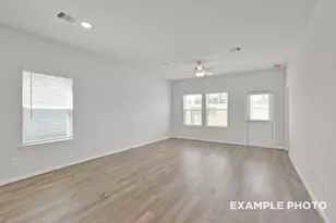 8907 Robin Song Trl, Houston, TX 77028 - Photo 13