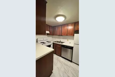 7520 Hornwood Drive #405, Houston, TX 77036 - Photo 5