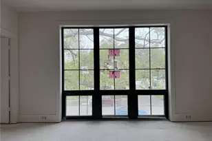 2217 Pelham Dr, Houston, TX 77019 - Photo 9