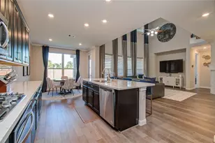 4439 Rolling Field Ln, Sugar Land, TX 77583 - Photo 5