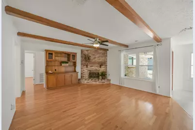 8415 Braesdale Lane, Houston, TX 77071 - Photo 9