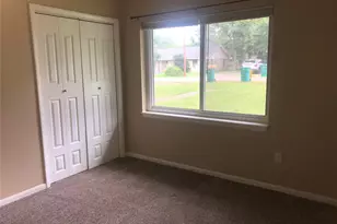 307 Moss Hill Ln, Conroe, TX 77303 - Photo 11