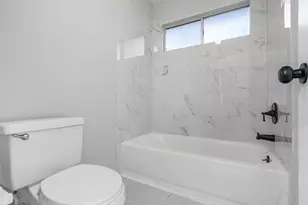 8906 Westplace Dr, Houston, TX 77071 - Photo 15