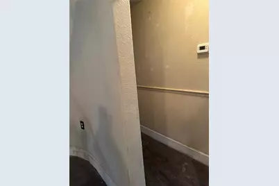 6005 Rayburn Drive, Fort Worth, TX 76133 - Photo 11