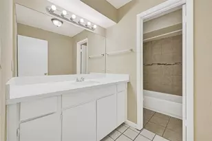 3006 Hazy Park Dr, Houston, TX 77082 - Photo 15