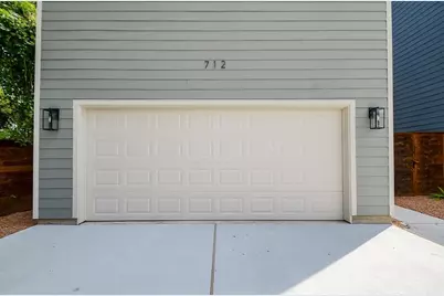 712 Hughes Street, Houston, TX 77023 - Photo 3