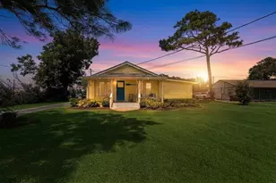 314 E Bayshore Dr, Palacios, TX 77465 - Photo 21