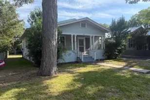 619 Bismark St, Seguin, TX 78155 - Photo 1