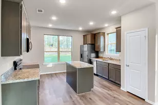 10471 Royal Adrian, Conroe, TX 77303 - Photo 7