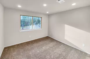 10471 Royal Adrian, Conroe, TX 77303 - Photo 17
