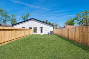 5306 Eastland St, Houston, TX 77028 - Photo 37