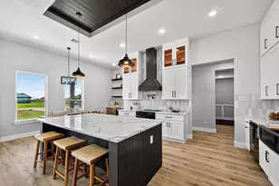 484 Angus Trail, Angleton, TX 77515 - Photo 7