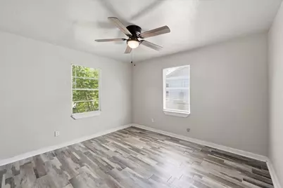1920 May Street, Beaumont, TX 77705 - Photo 9
