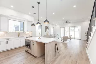 311 E 34th St, Houston, TX 77018 - Photo 3