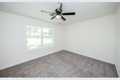 5221 Libbey Lane, Houston, TX 77092 - Photo 23