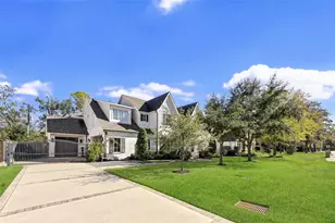 718 Magdalene Dr, Houston, TX 77024 - Photo 3