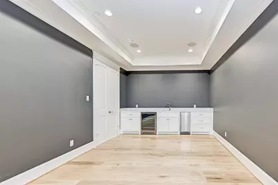 718 Magdalene Drive, Houston, TX 77024 - Photo 21