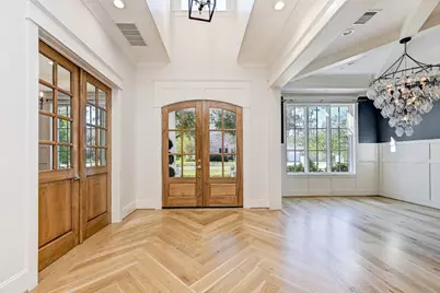 718 Magdalene Drive, Houston, TX 77024 - Photo 5