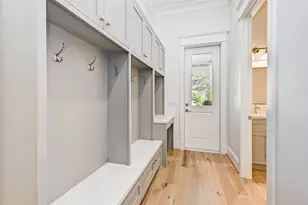 718 Magdalene Dr, Houston, TX 77024 - Photo 27