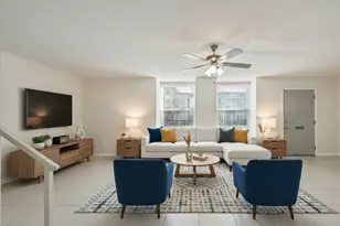 10147 Beekman Pl Dr, Houston, TX 77043 - Photo 3